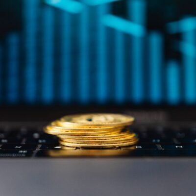 Best Investment in Pakistan: Gold, Real Estate, Stocks or Crypto?