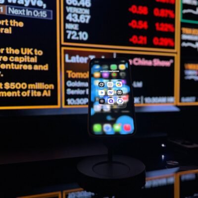 Claude AI Trading Bots: The Trend Reshaping Retail Investing in 2026