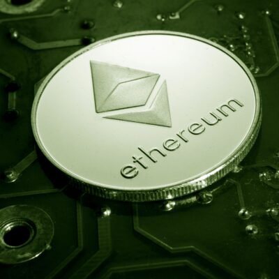 Ethereum ETF Inflows Record 2026: Smart Money’s $697M Bet