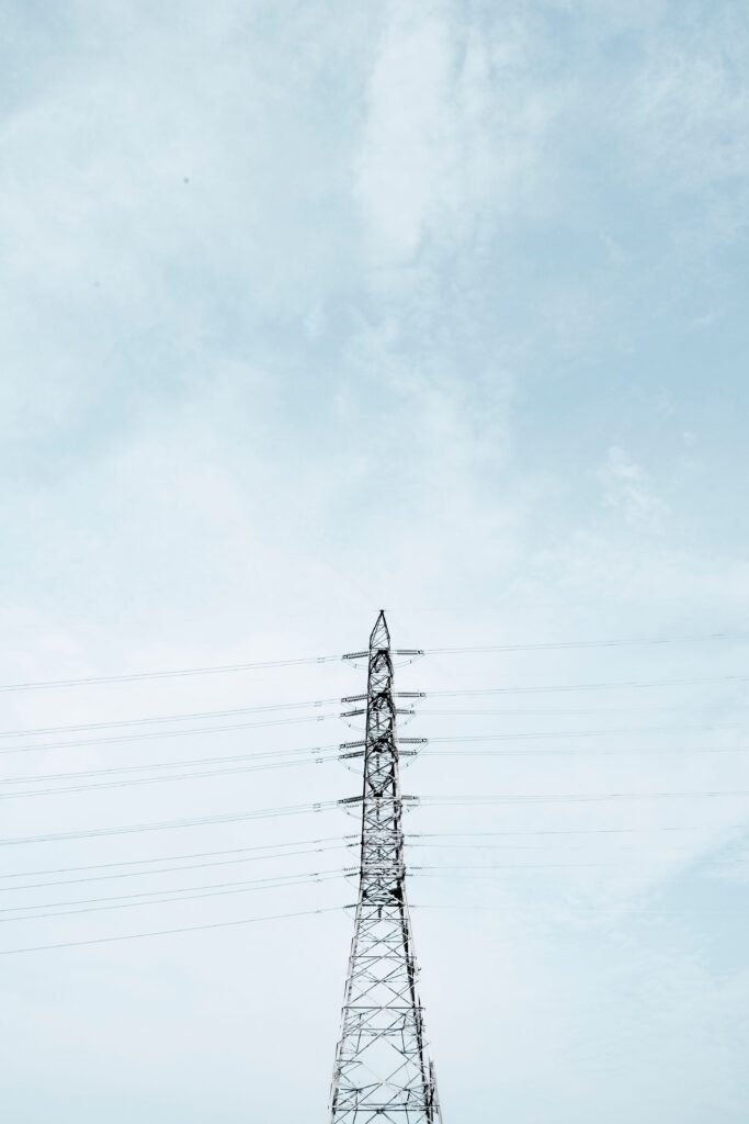 Electricity transmission tower symbolizing FESCO GEPCO IESCO privatisation of Pakistan's power distribution companies