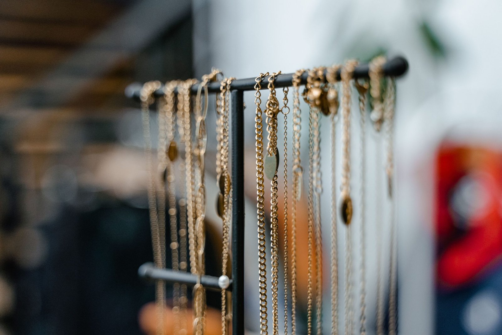 Gold price crash Pakistan shown through gold necklaces displayed at a jewellery shop